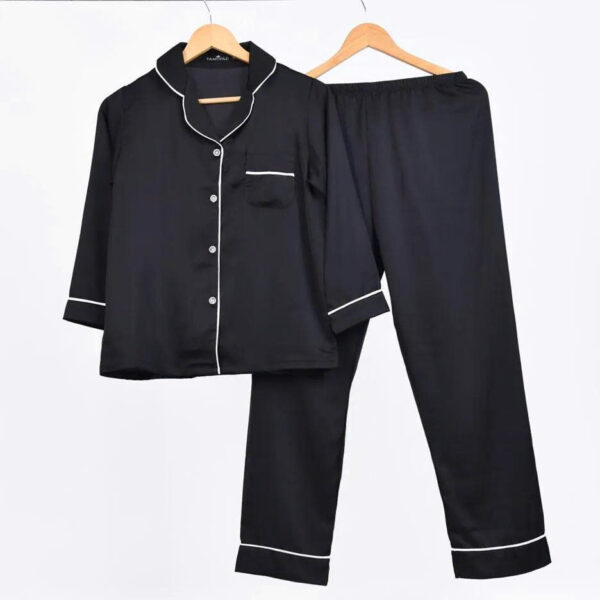 Bộ Pijama Đen Viền Trắng Cao Cấp